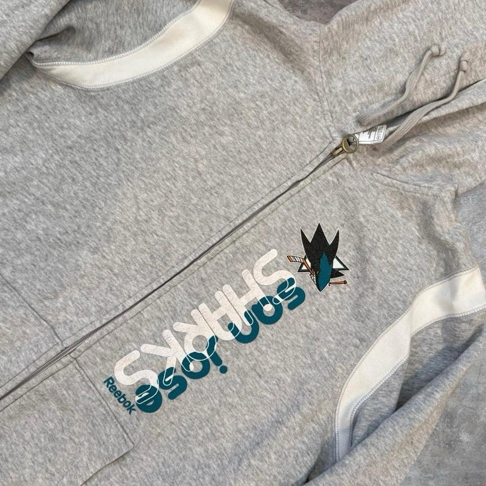 Vintage Reebok San Jose Sharks Zip Up Grey Hoodie Women's Size Size XL NHL Y2K